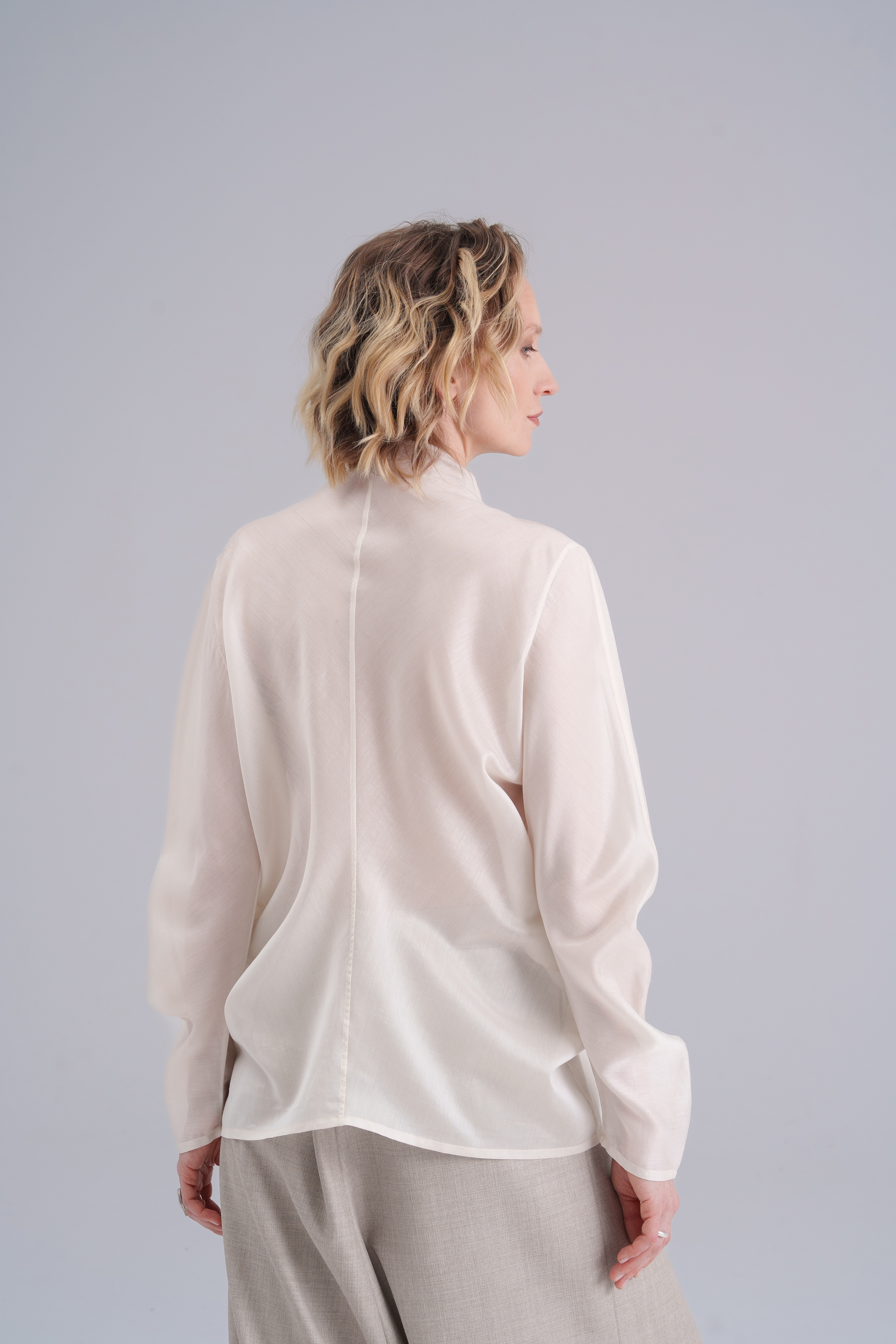 картинка Блуза из шёлка от магазина Одежда+